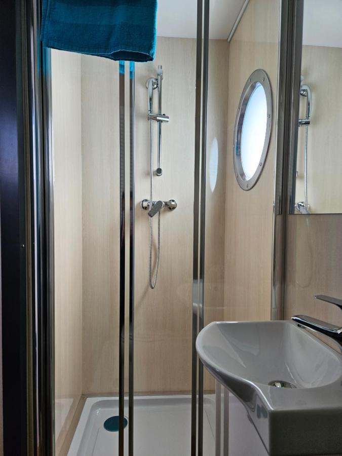 Hotel Mobiles Hausboot El'Milia Braunsbedra Exterior foto